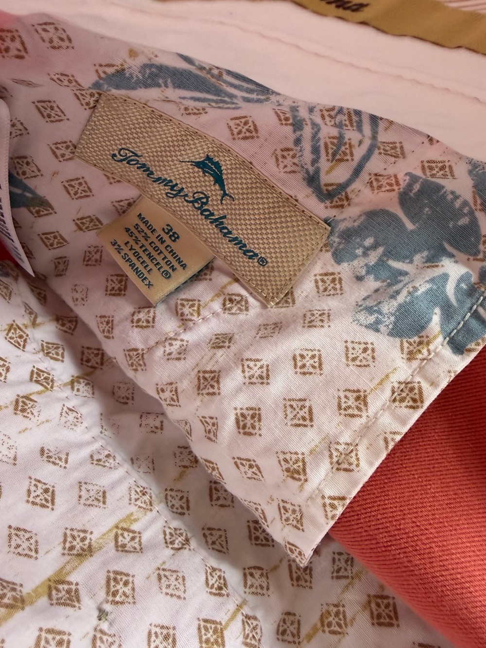 Tommy Bahama Chip Shot Island Zone 9” Golf Shorts in Red Ginger Size 38 - Picture 8 of 15
